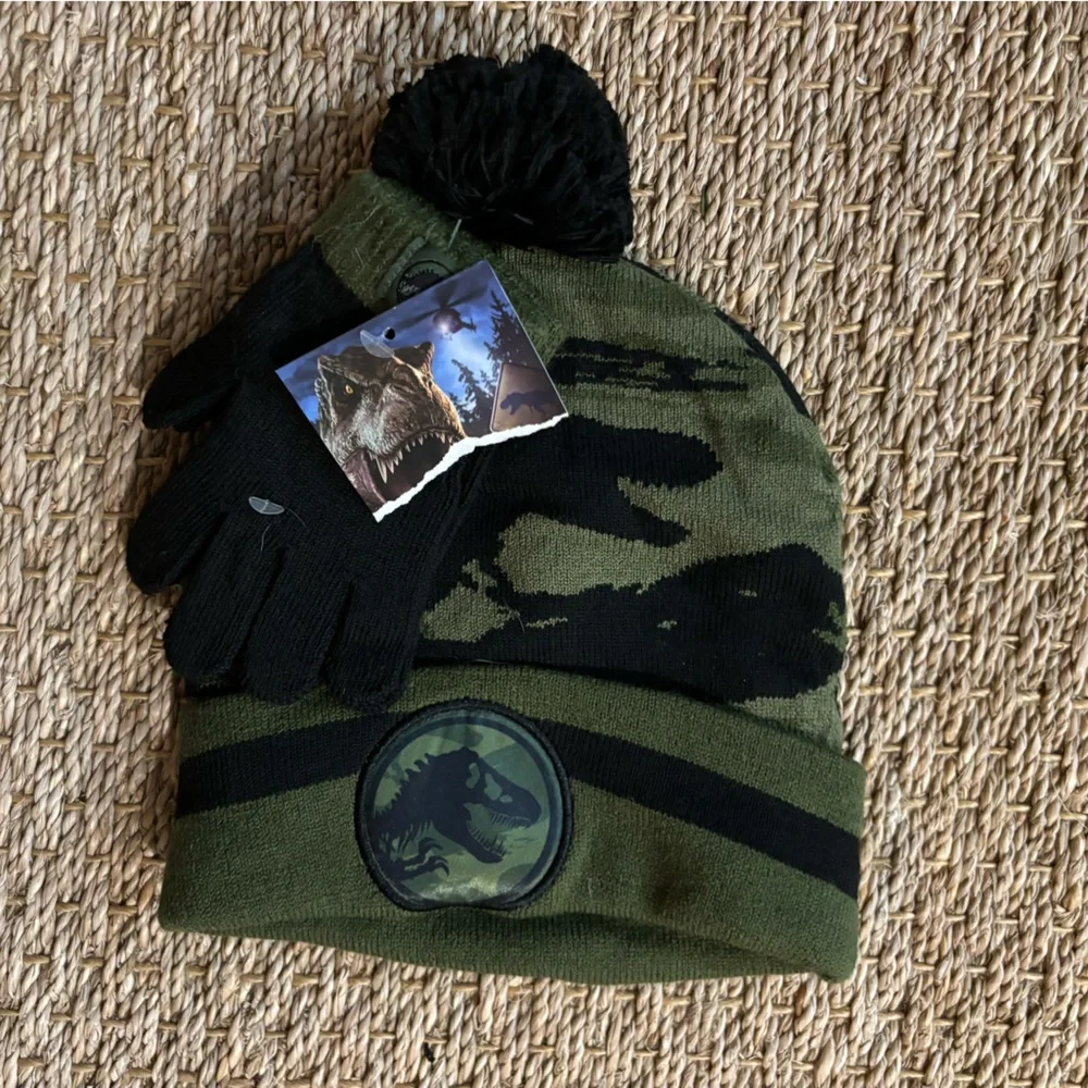 Kids Jurassic Park Hat & Gloves
